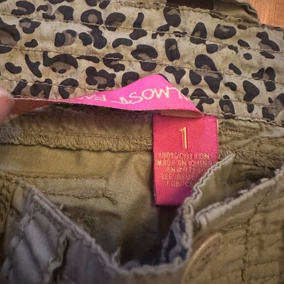 Almost Famous low rise Y2K Cargo Pants Size 1 Khaki Cotton With Leopard Print - Picture 5 of 8